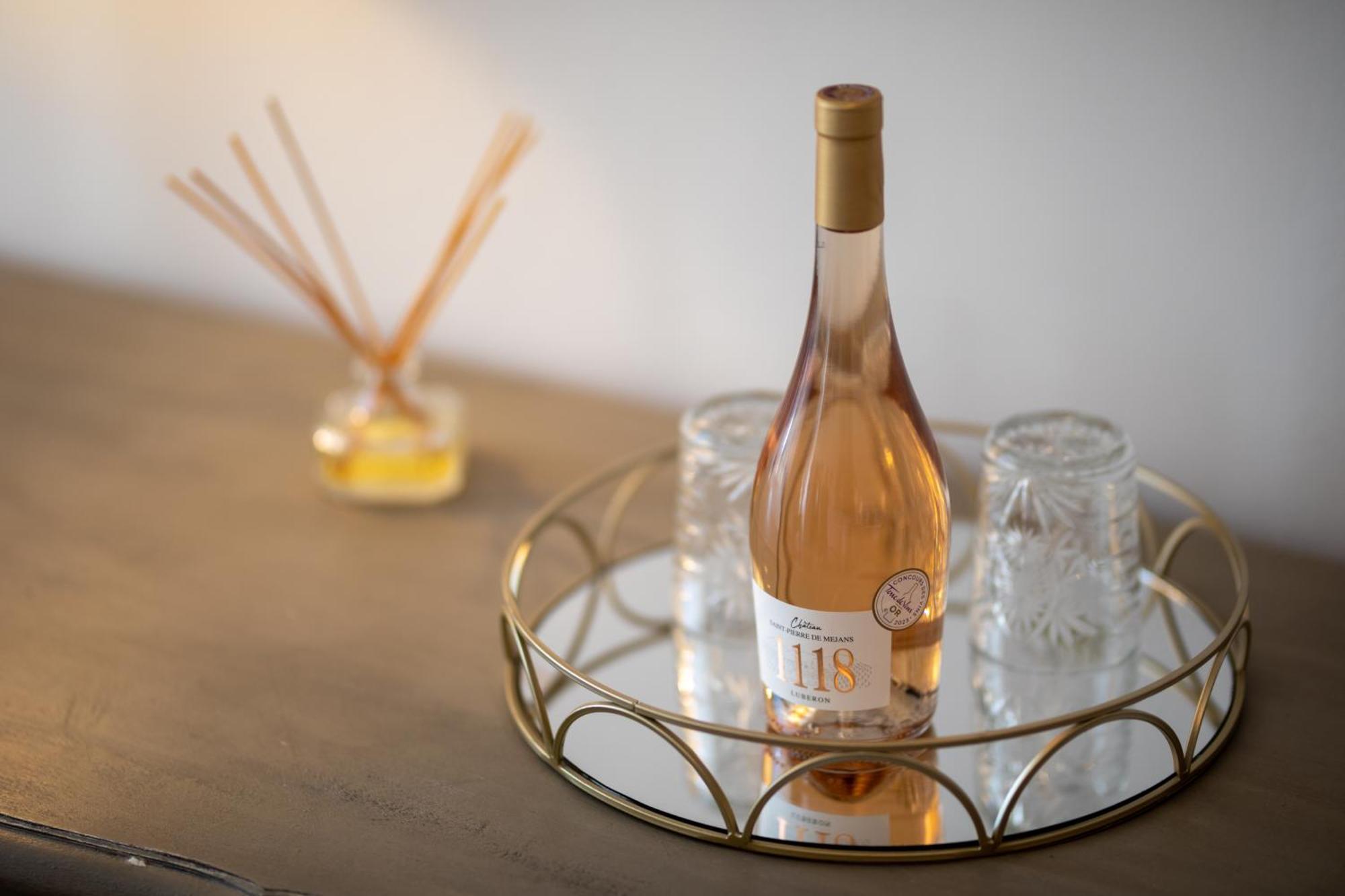 Chateau Saint-Pierre De Mejans Puyvert Eksteriør billede