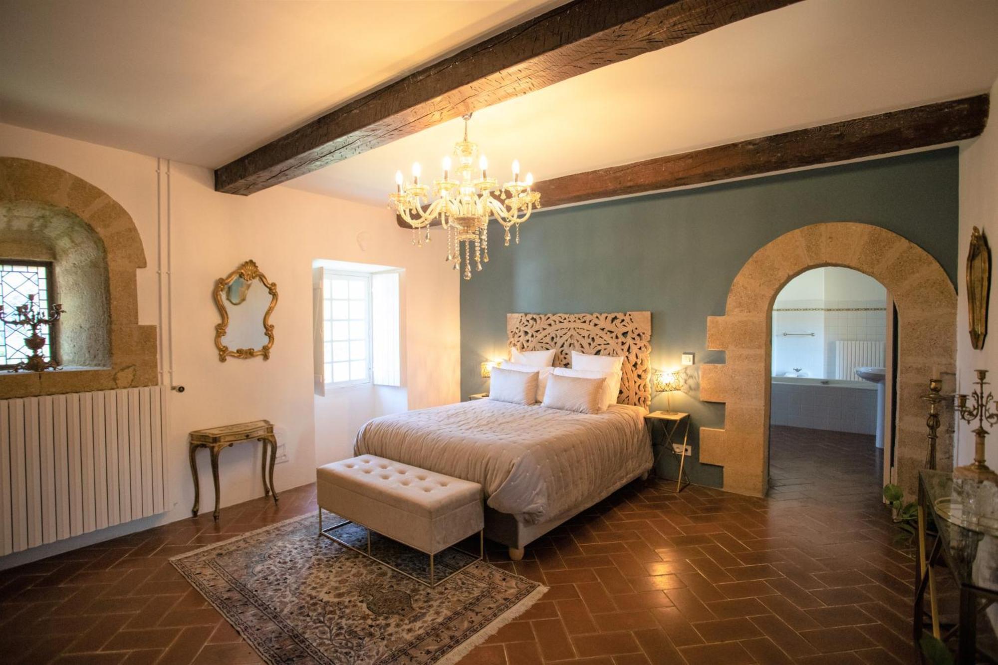 Chateau Saint-Pierre De Mejans Puyvert Eksteriør billede