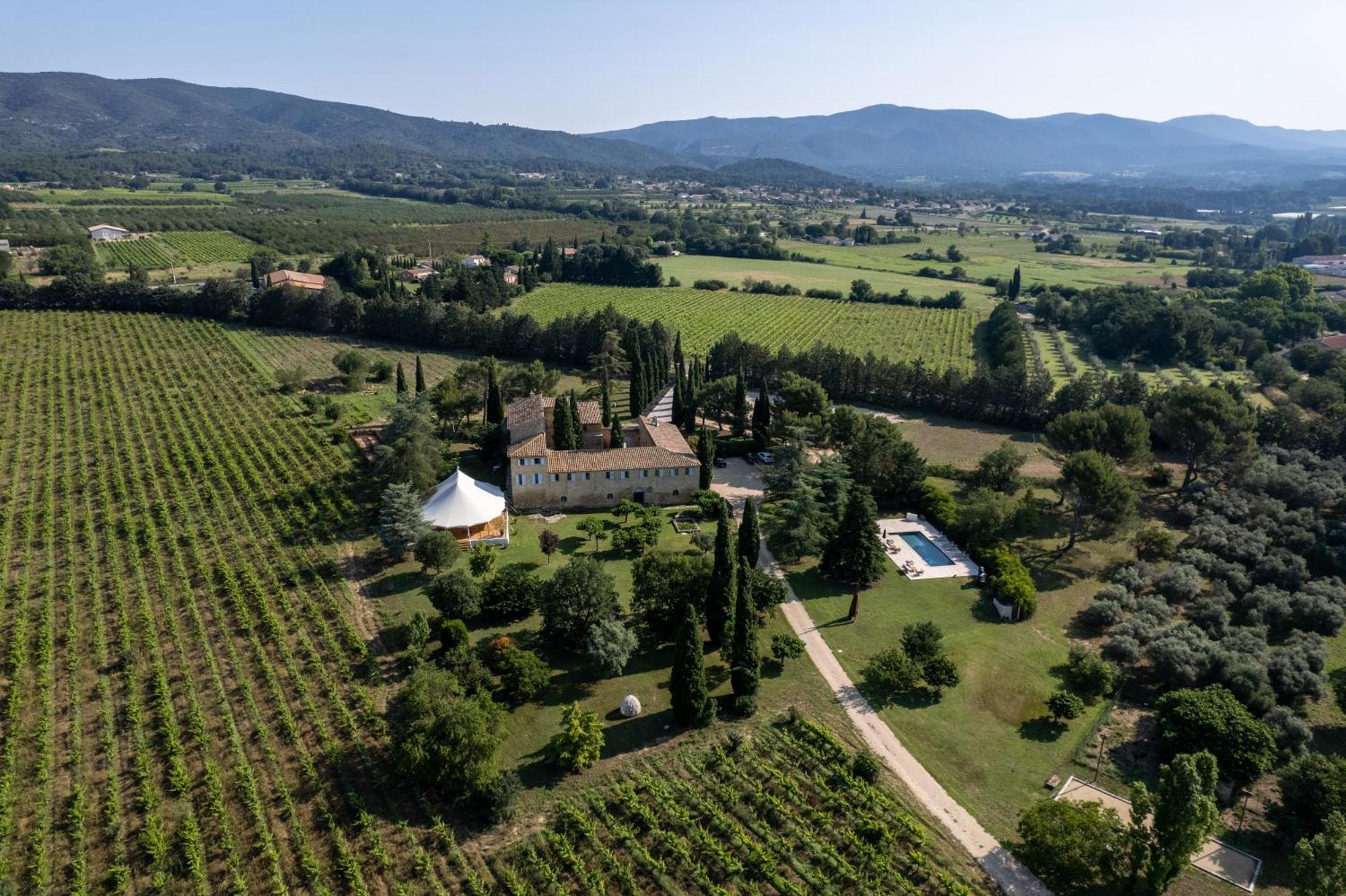 Chateau Saint-Pierre De Mejans Puyvert Eksteriør billede