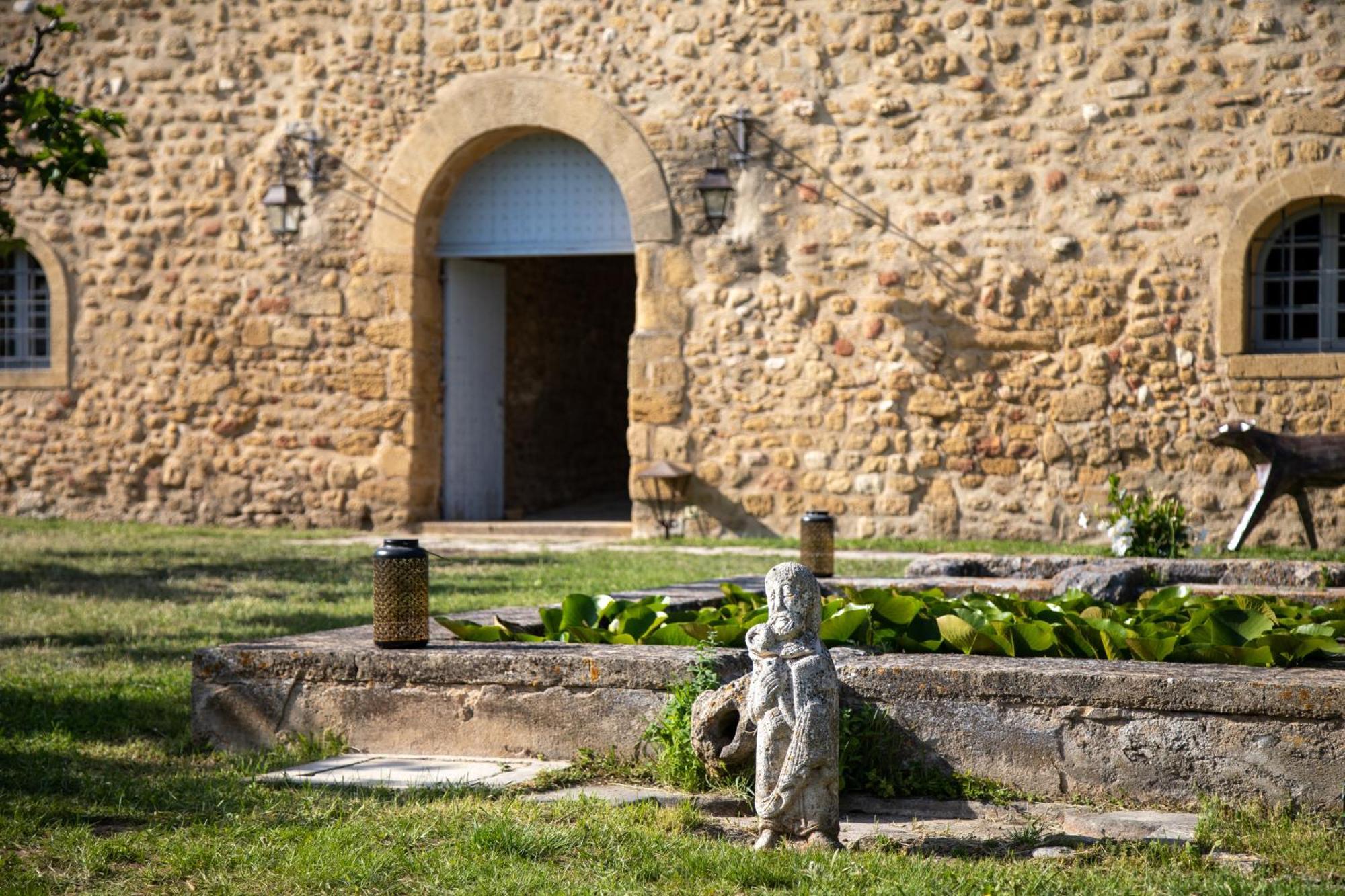Chateau Saint-Pierre De Mejans Puyvert Eksteriør billede